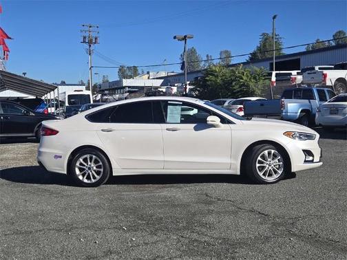 2019 Ford Fusion Energi TITANIUM