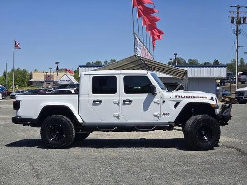 Bright White Clearcoat 2021 Jeep Gladiator RUBICON