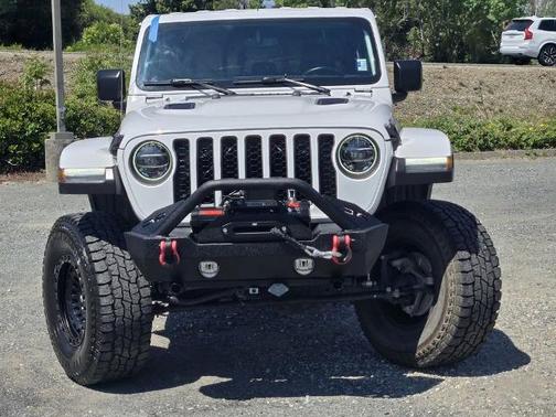 Bright White Clearcoat 2021 Jeep Gladiator RUBICON