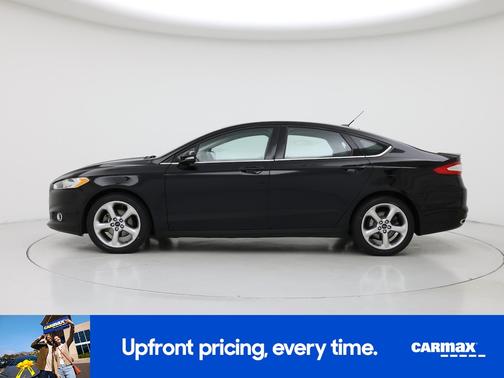 Black 2016 Ford Fusion SE