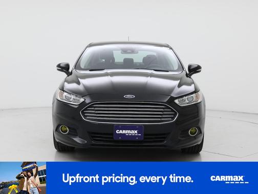 Black 2016 Ford Fusion SE