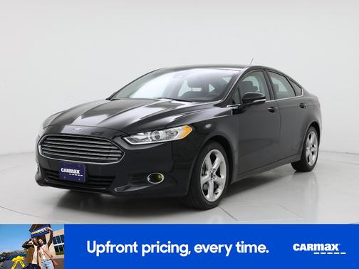 Black 2016 Ford Fusion SE