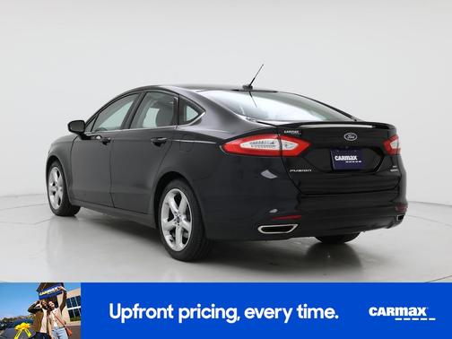 Black 2016 Ford Fusion SE