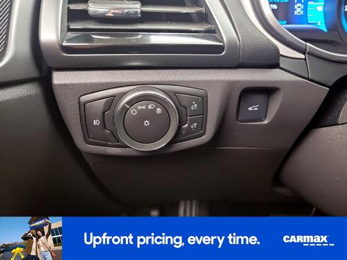Black 2016 Ford Fusion SE