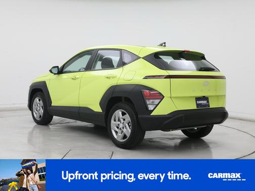 2025 Hyundai KONA SE