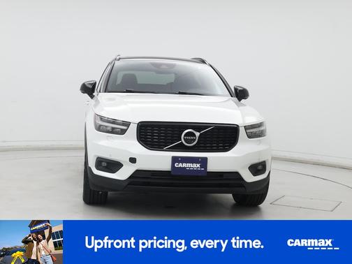 2021 Volvo XC40 T5 R-Design