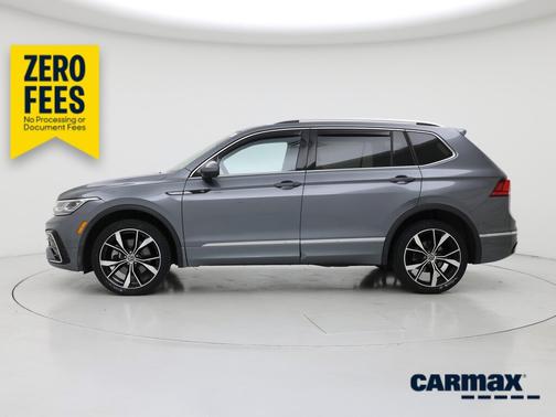 Gray 2022 Volkswagen Tiguan SEL R-Line