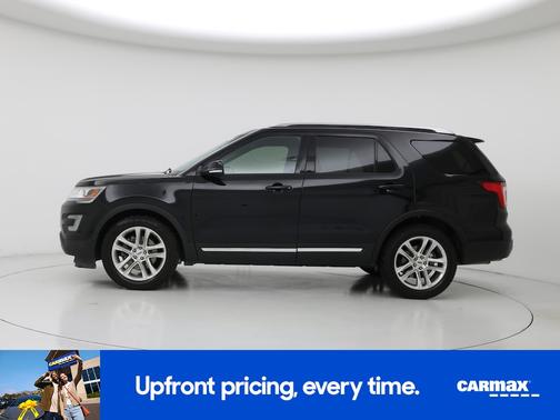 Black 2016 Ford Explorer XLT