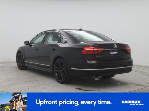 2016 Volkswagen Passat R-Line