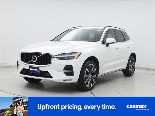 2022 Volvo XC60 B5 Momentum