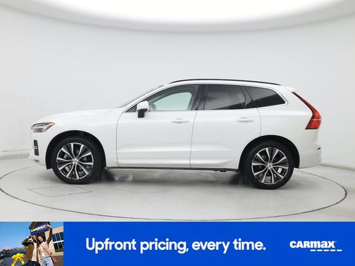 2022 Volvo XC60 B5 Momentum