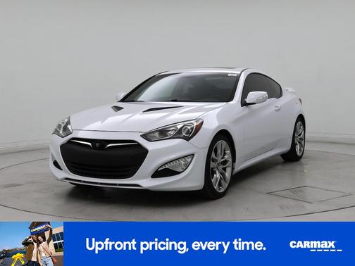 White 2015 Hyundai Genesis Ultimate