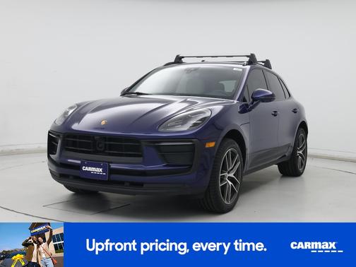 2023 Porsche Macan Base (PDK)