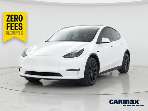 White 2023 Tesla Model Y Long Range