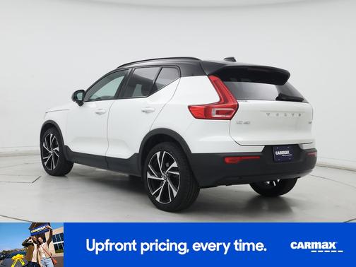 2021 Volvo XC40 T5 R-Design