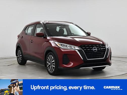 Red 2022 Nissan Kicks SV