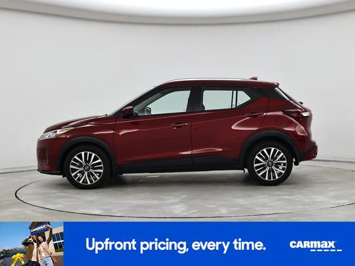 Red 2022 Nissan Kicks SV