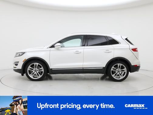 White 2015 Lincoln MKC