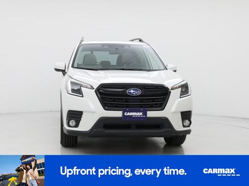 White 2023 Subaru Forester Premium