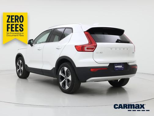 White 2025 Volvo XC40 B5 Plus Bright Theme