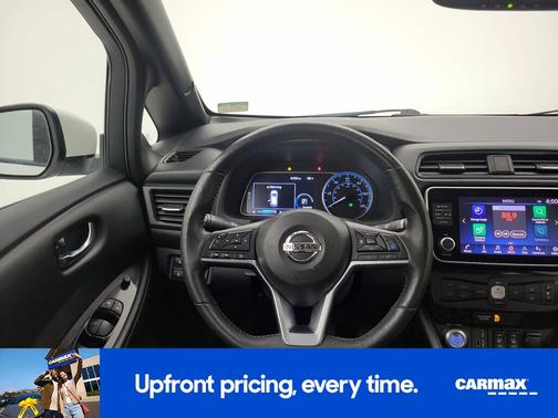 White 2022 Nissan Leaf SL PLUS