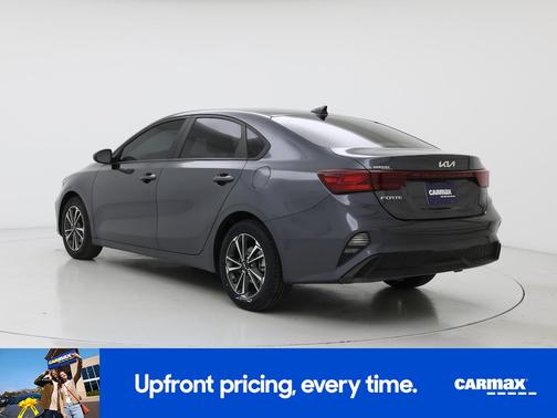 Gray 2024 Kia Forte LXS