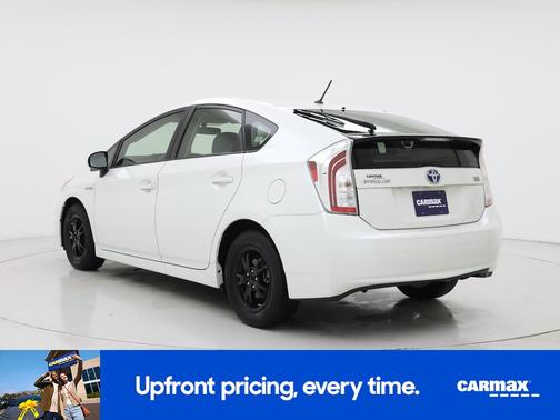 White 2014 Toyota Prius Two
