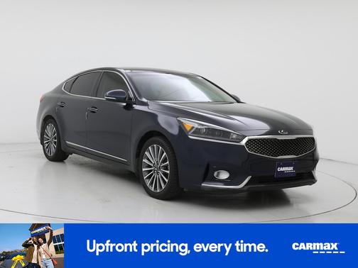 Black 2017 Kia Cadenza Premium