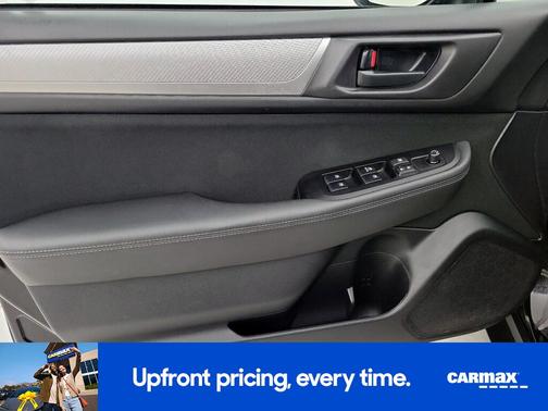 Black 2019 Subaru Outback 2.5I