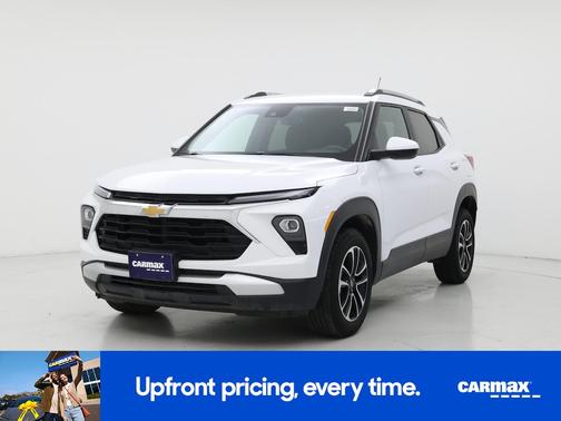 White 2025 Chevrolet Trailblazer LT