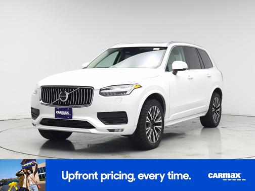 2021 Volvo XC90 T6 Momentum