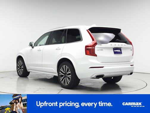 2021 Volvo XC90 T6 Momentum