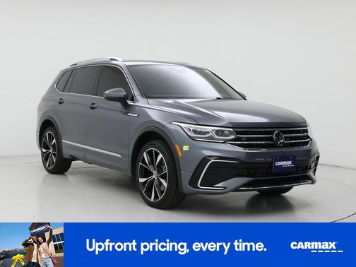 Gray 2022 Volkswagen Tiguan SEL R-Line
