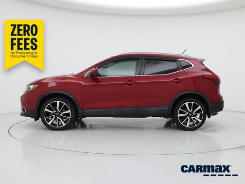 Red 2018 Nissan Rogue Sport SL