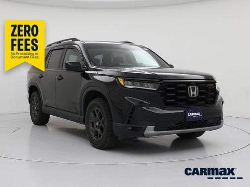 Black 2024 Honda Pilot Trailsport