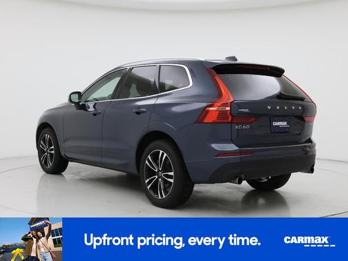 Blue 2021 Volvo XC60 T5 Momentum