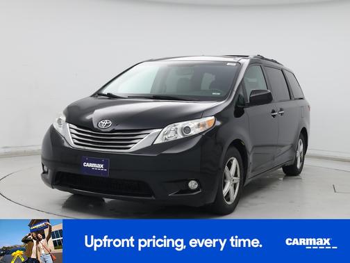 2017 Toyota Sienna XLE