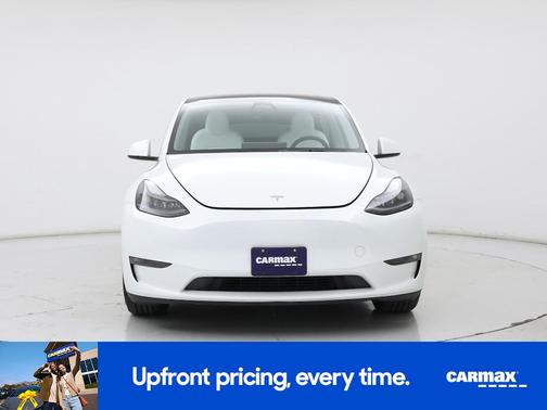 White 2023 Tesla Model Y Performance
