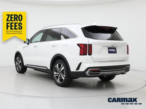White 2023 Kia Sorento Hybrid EX