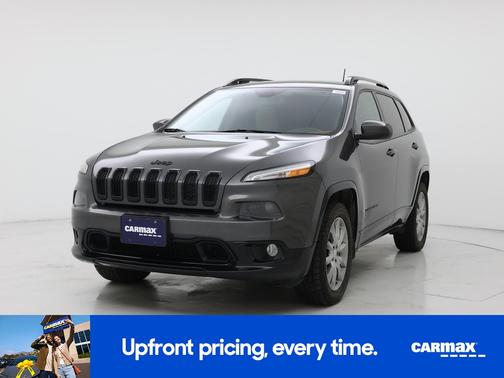 Gray 2018 Jeep Cherokee Latitude