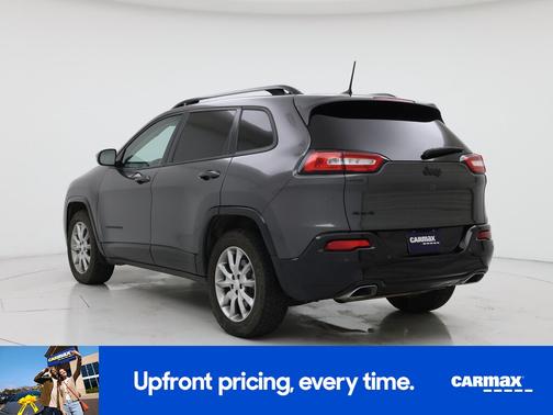 Gray 2018 Jeep Cherokee Latitude