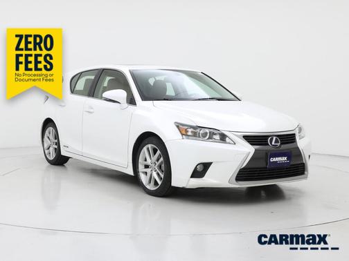 White 2015 Lexus CT 200h