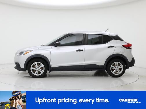 Silver 2018 Nissan Kicks S