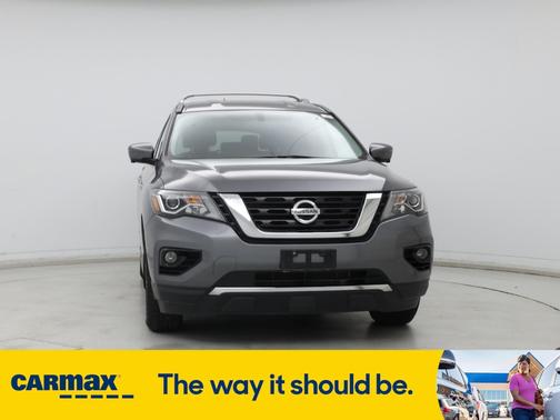 2018 Nissan Pathfinder SL