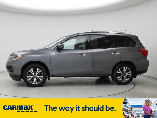 2018 Nissan Pathfinder SL
