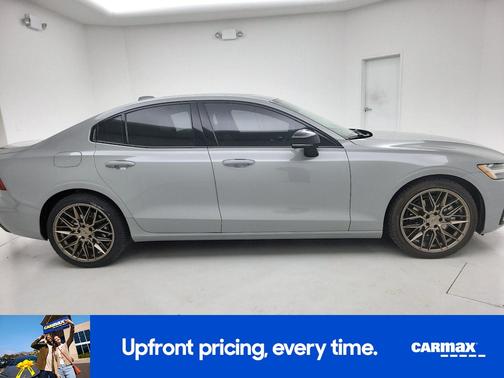 Black 2024 Volvo S60 B5 Core Dark Theme