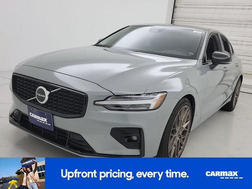 Black 2024 Volvo S60 B5 Core Dark Theme