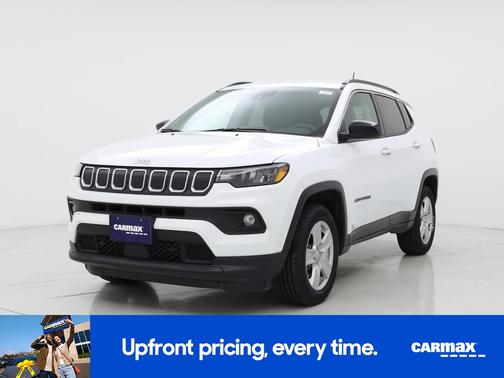 White 2022 Jeep Compass Latitude