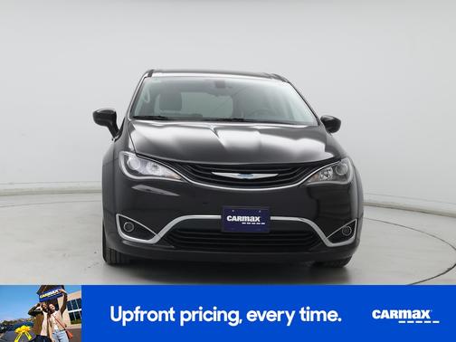 2018 Chrysler Pacifica Hybrid Touring Plus