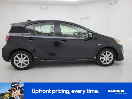 2017 Toyota Prius c One